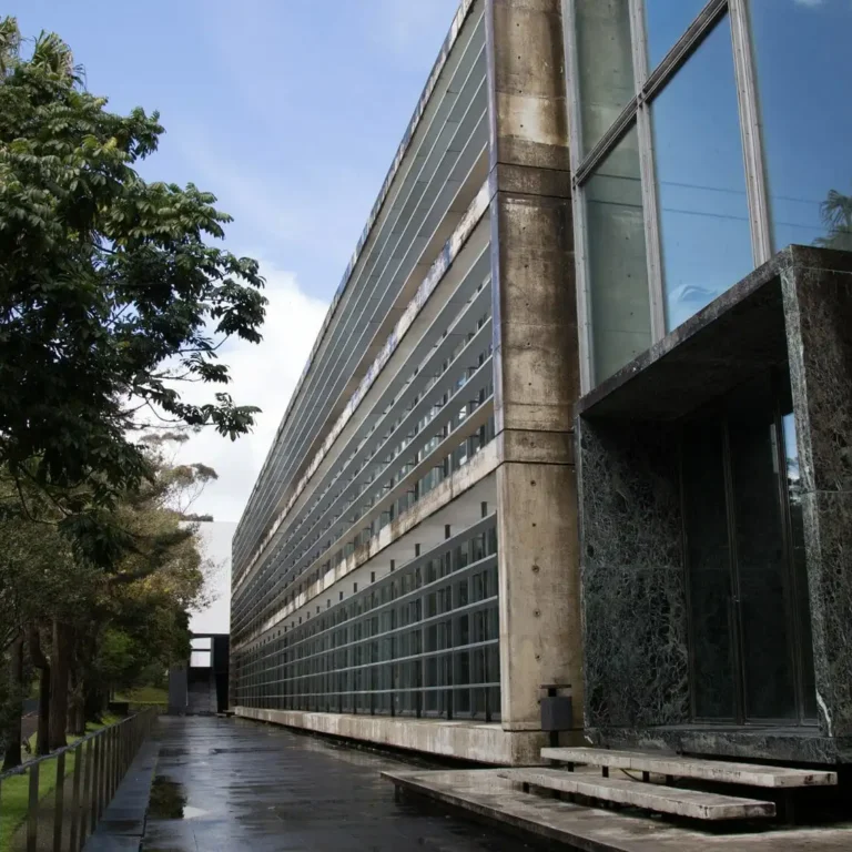 MG_6051-e1575305786189