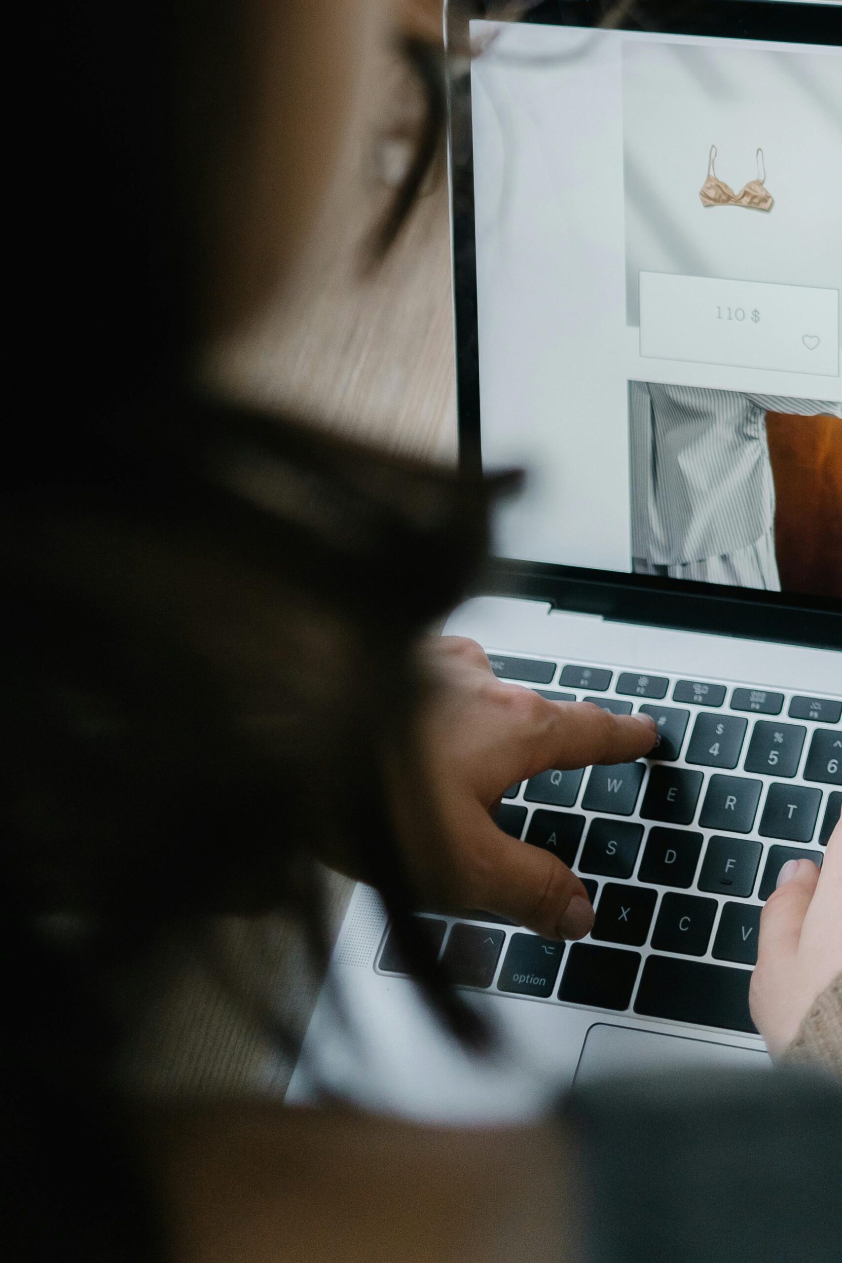 Topic - _5 - E-Commerce